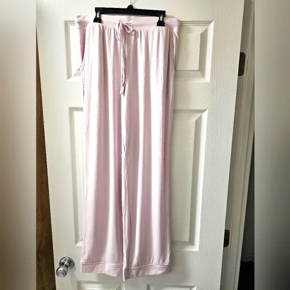 NWOT Cupcakes & Cashmere Pink Pajama Pants Relaxed Fit - Picture 2 of 6